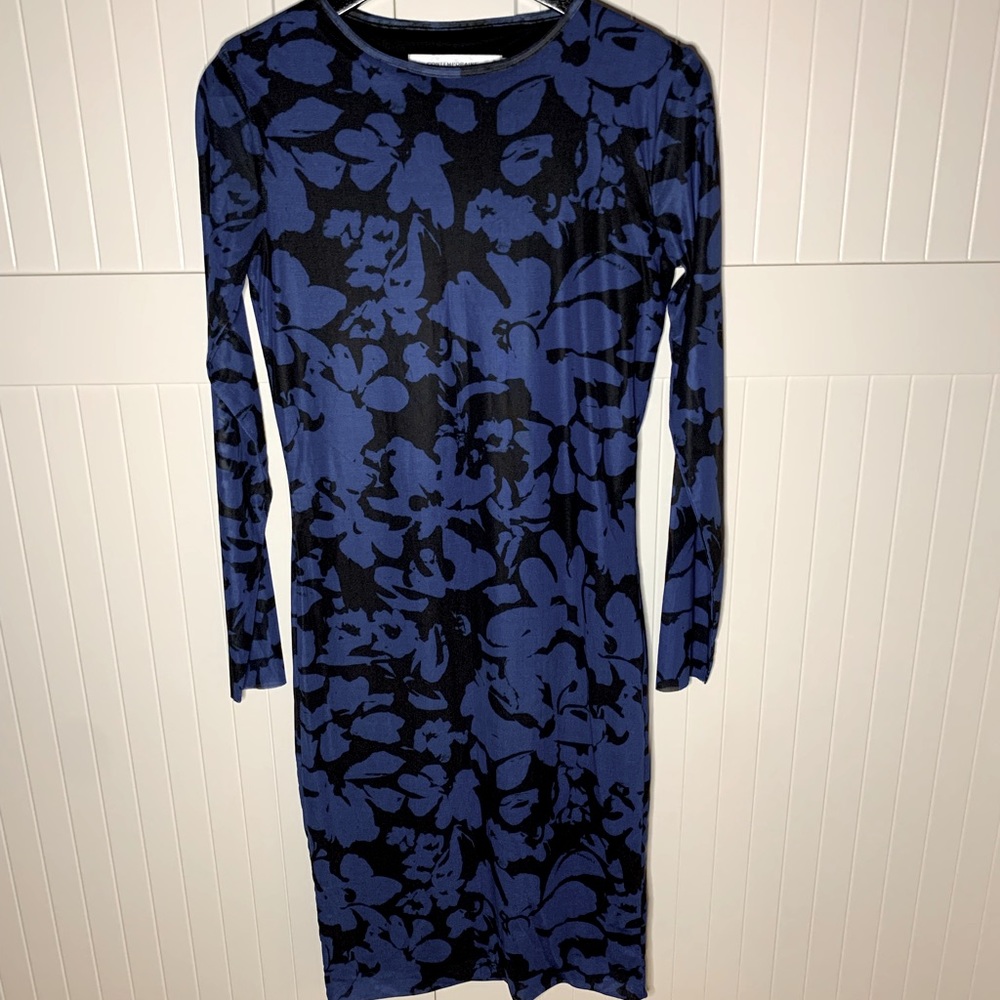 Long sleeve bodycon dress